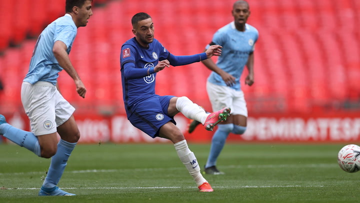 Gol ke Gawang Man City Selamatkan Karier Ziyech di Chelsea