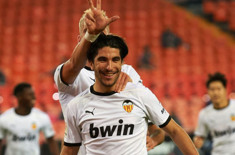 Profil Carlos Soler, Hat-trick Penalti ke Gawang Real Madrid, dan Nyaris Gabung Los Blancos