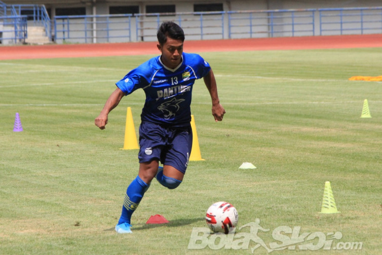Winger Persib Febri Hariyadi Dapat Julukan Neymar Indonesia di Thailand