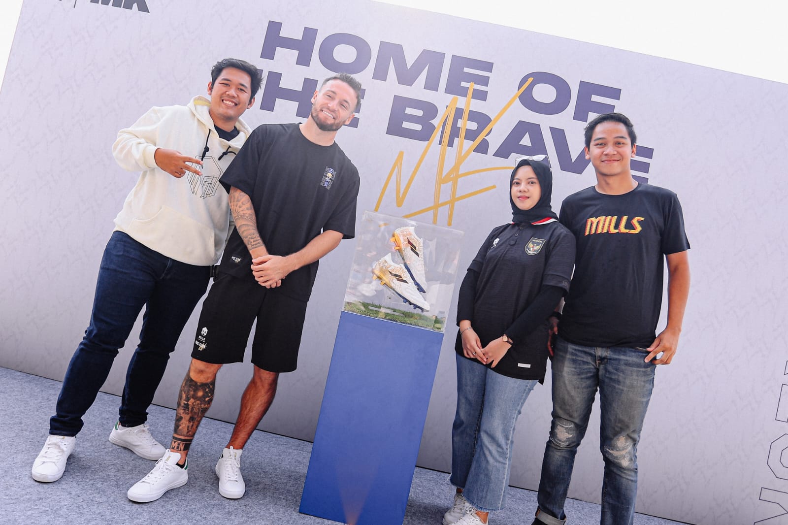 Merasakan Sensasi Senjata Perang Marc Klok Ciptaan Mills