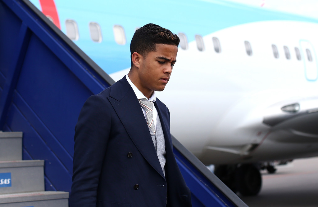 Dilarang Pindah ke Barcelona, Justin Kluivert Dijanjikan Lamborghini di Roma