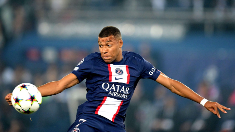 Kepergian Henderson dan Fabinho Lapangkan Jalan Liverpool Rekrut Mbappe