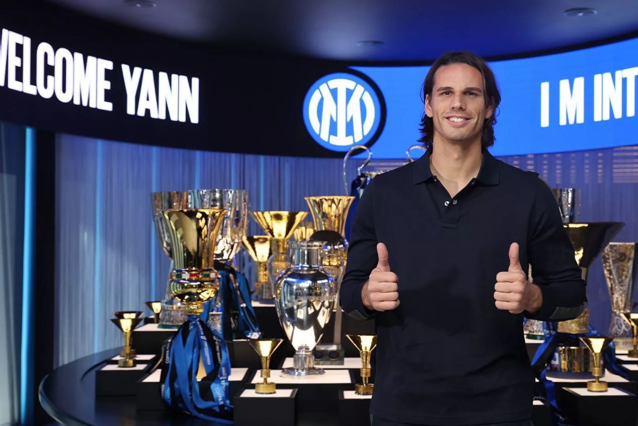 Yann Sommer Siap Gantikan Andre Onana sebagai Kiper Sweeper Inter Milan