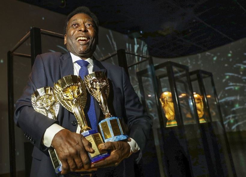 Breaking News: Pele Meninggal Dunia