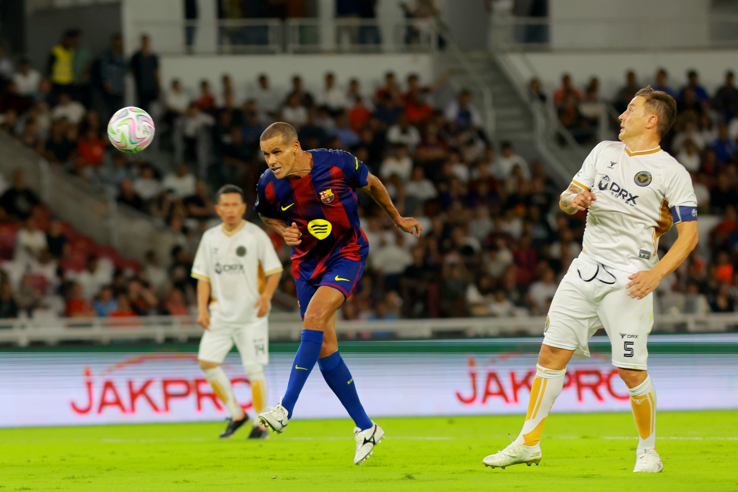 Hasil Clash of Legends 2026: Barcelona Legends Tekuk DRX World Legends 3-0