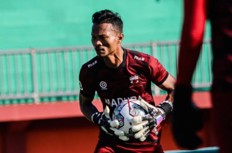 Tiga Pesan Kiper Madura United untuk Para Calon Bintang Sepak Bola Indonesia