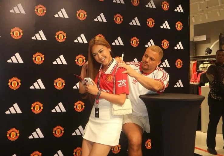 Sisca Saras Eks JKT48 Yakin King MU Bangkit Usai Menang atas Man City dan Arsenal