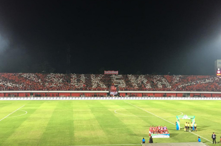 Semeton Dewata Ramai-ramai Ucapkan Terima Kasih kepada Widodo di Laga Bali United Vs Persija