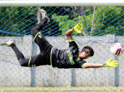 Persebaya Andalkan Kiper Minim Pengalaman Kontra PSIS