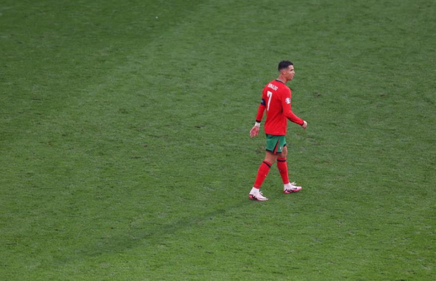 Buntut Insiden Swafoto Ronaldo, UEFA Tingkatkan Keamanan Euro 2024