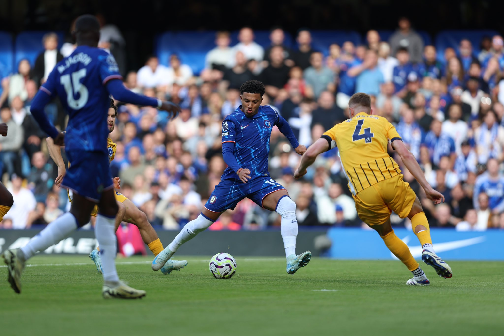 9 Pemain yang Pernah Membela Manchester United dan Chelsea