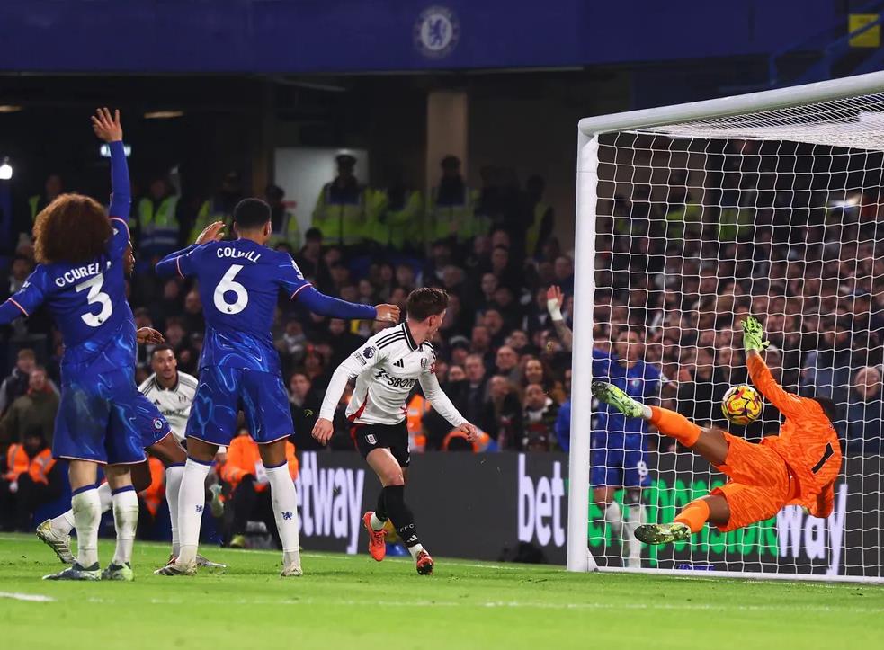 Hasil Premier League: Chelsea Tumbang, Nottingham Tekuk Tottenham