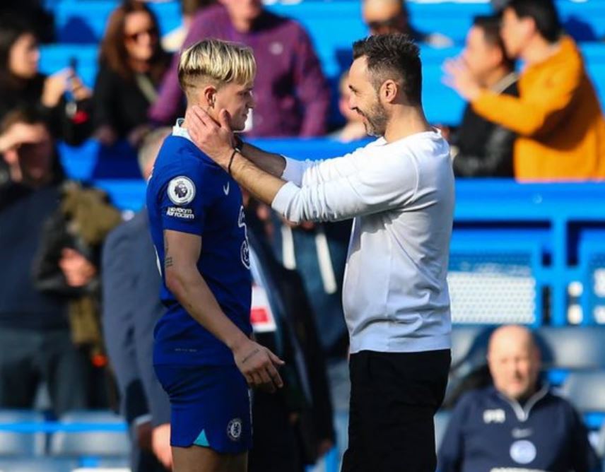 Eksodus Pemain Chelsea: Mudryk dan Adarabioyo Gabung Tottenham, Sanchez Hengkang ke Como