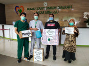 Bersama Lawan COVID-19, PSSI Pers Sumbang 1000 Masker dan 50 Liter Hand Sanitizer ke RSUD Pasar Minggu
