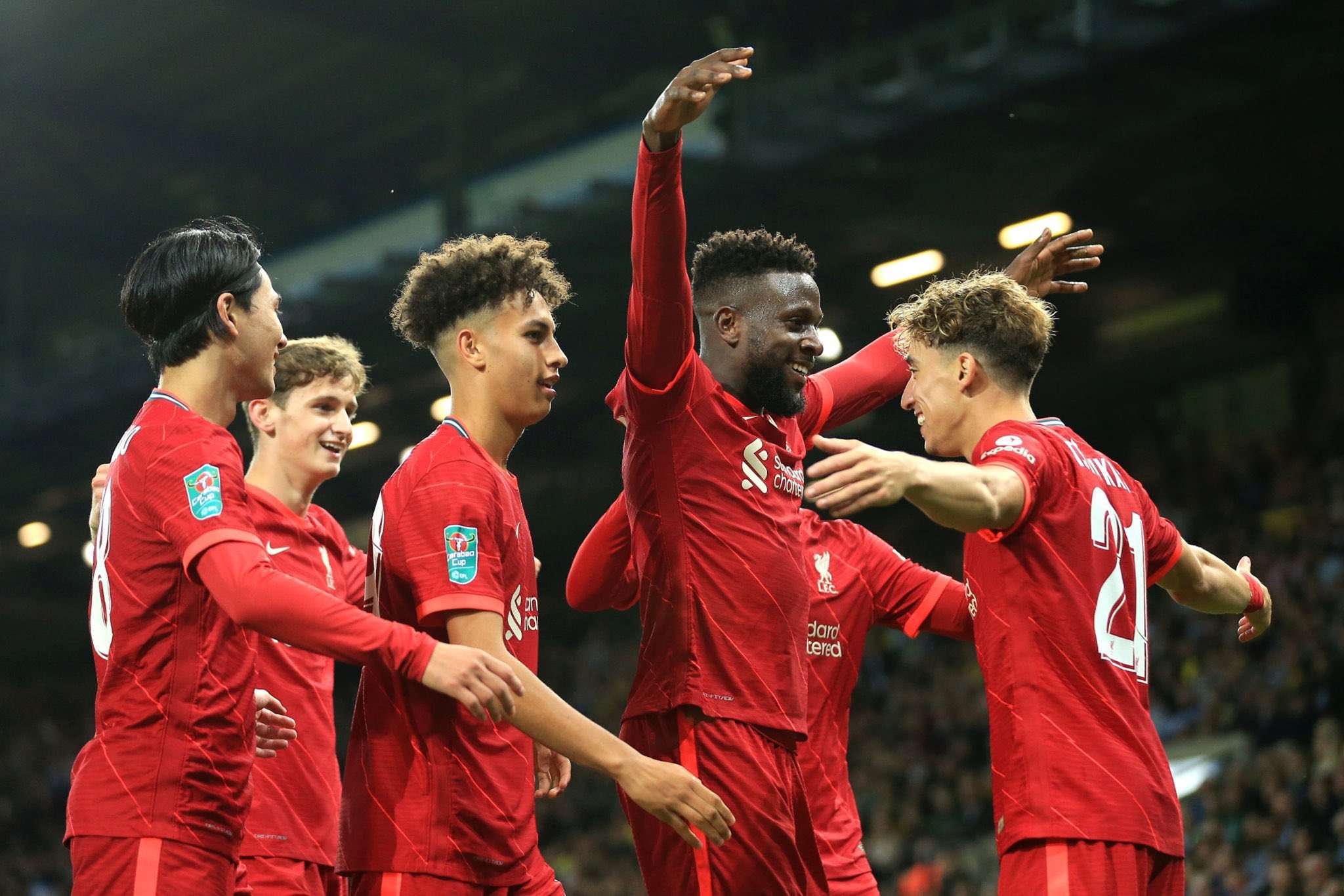 Hasil Putaran Tiga Piala Liga: Man City dan Liverpool Tak Terbendung