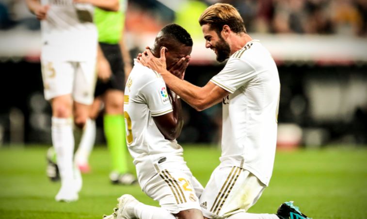 Makna Tangisan Vinicius Junior di Santiago Bernabeu
