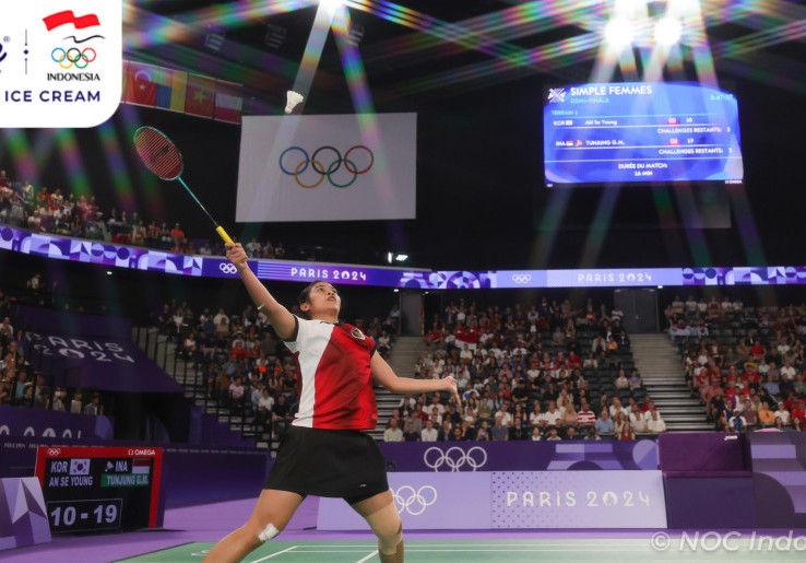 Bulu Tangkis Olimpiade Paris 2024: Carolina Marin Cedera, Gregoria Mariska Dapat Medali Perunggu