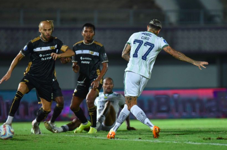 Ciro Alves Enggan Hilang Fokus Usai Cetak Hat-trick dan Satu Assist dalam Kemenangan 5-1 Persib