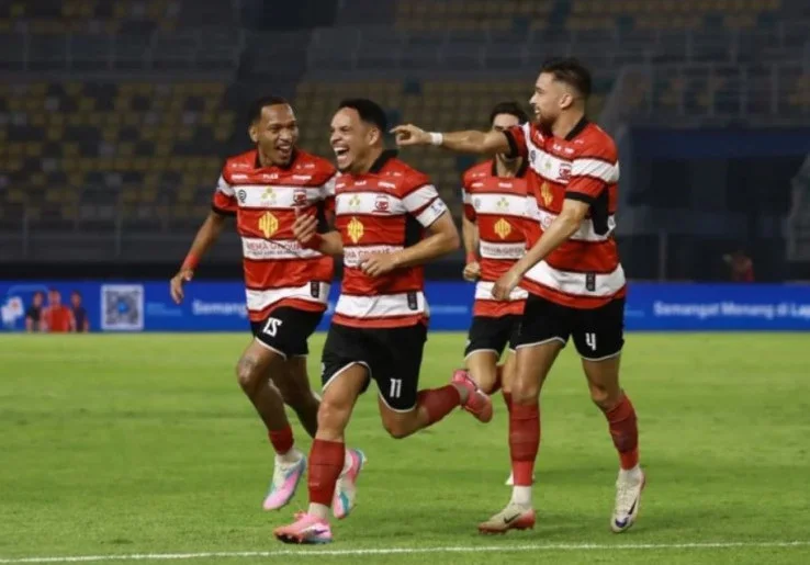 Absensi Alex Martins Tak Pengaruhi Dewa United, Madura United Tetap Siaga Satu