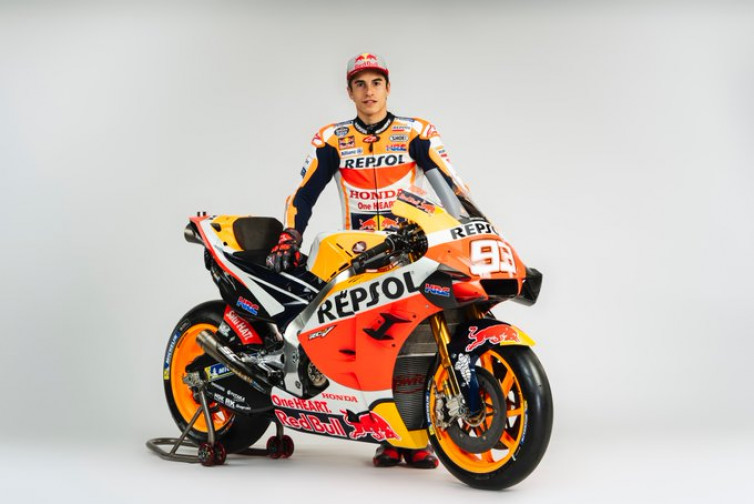 Jalani Social Distancing, Marc Marquez Tak Tahan Ingin Naik Motor