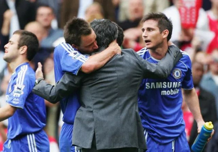Ketika Lampard, Drogba, Terry Menangisi Kepergian Jose Mourinho dari Chelsea