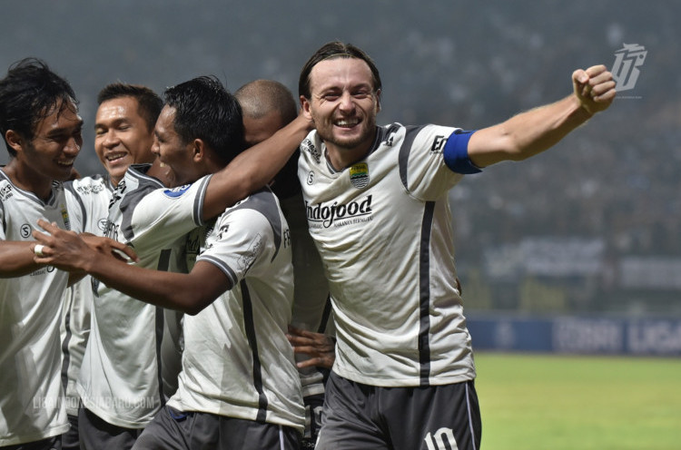 Persib Dibantai Borneo FC, Robert Alberts Beberkan Alasan hingga Marc Klok Malu
