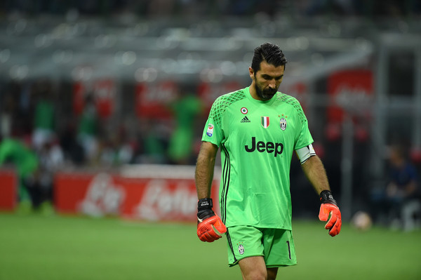 Buffon : Inter Beruntung Menang Dari Juventus