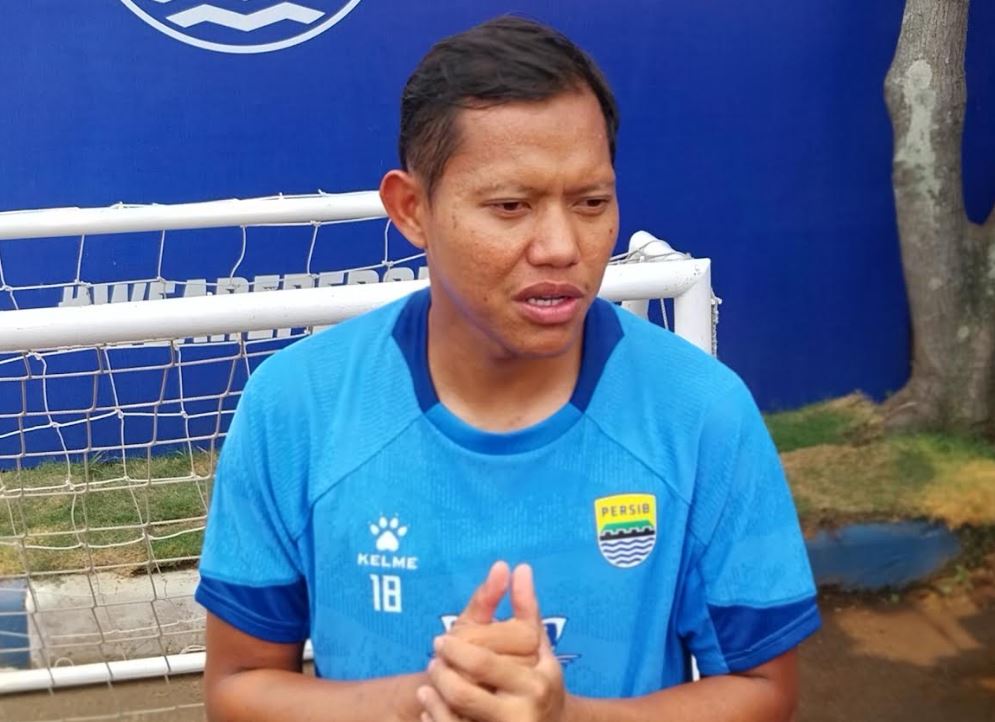 Laga Persib vs Persija Tak Spesial untuk Adam Alis