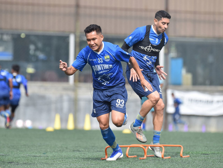 Gelandang Persib Sebut Bali United sebagai Pesaing Terberat di Liga 1