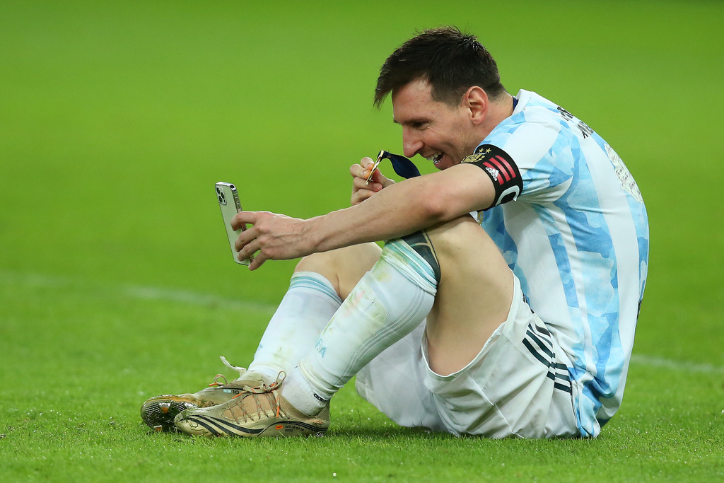 Lionel Messi Tiba di Barcelona, tetapi Cuma Transit