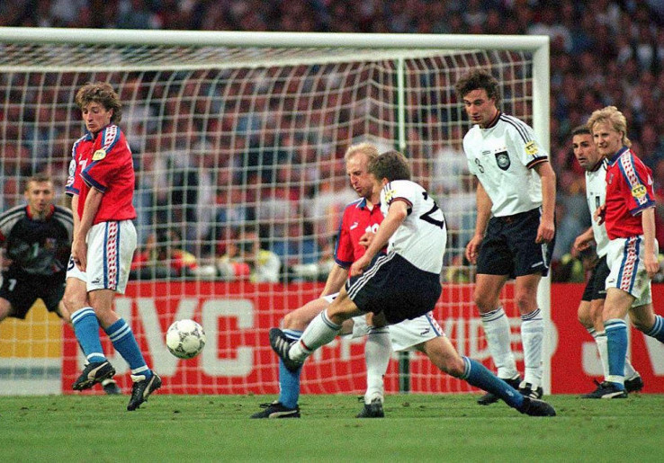 Cerita Klasik Euro: Oliver Bierhoff, Pahlawan Jerman pada 1996