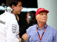 Titel Juara Dunia Konstruktor Keenam Milik Mercedes untuk Mendiang Niki Lauda