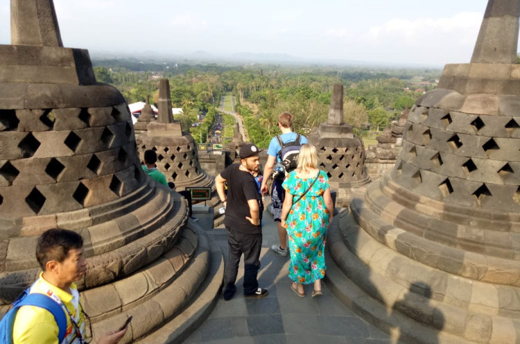 Kontingen ASEAN Schools Games 2019 Nikmati Pesona Borobudur di Hari Penutupan