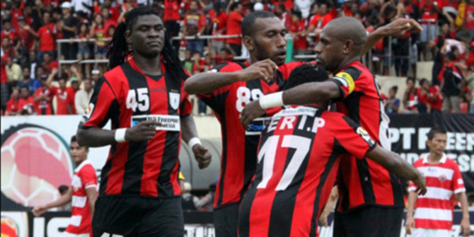 Nostalgia: Ketika Persipura Sempurnakan Gelar Juara ISL 2010/2011