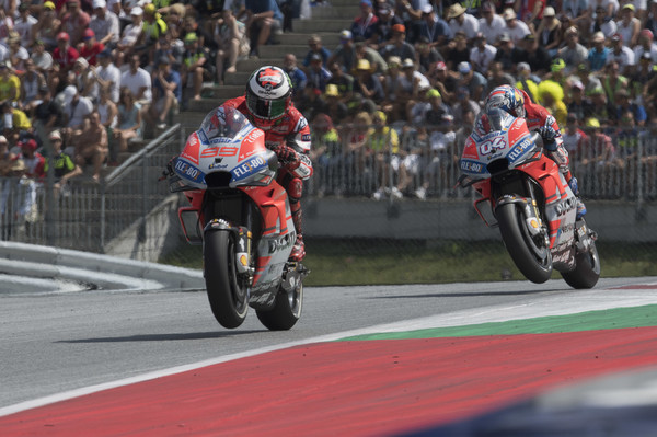 Jorge Lorenzo Respons Perbandingan dengan Danilo Petrucci