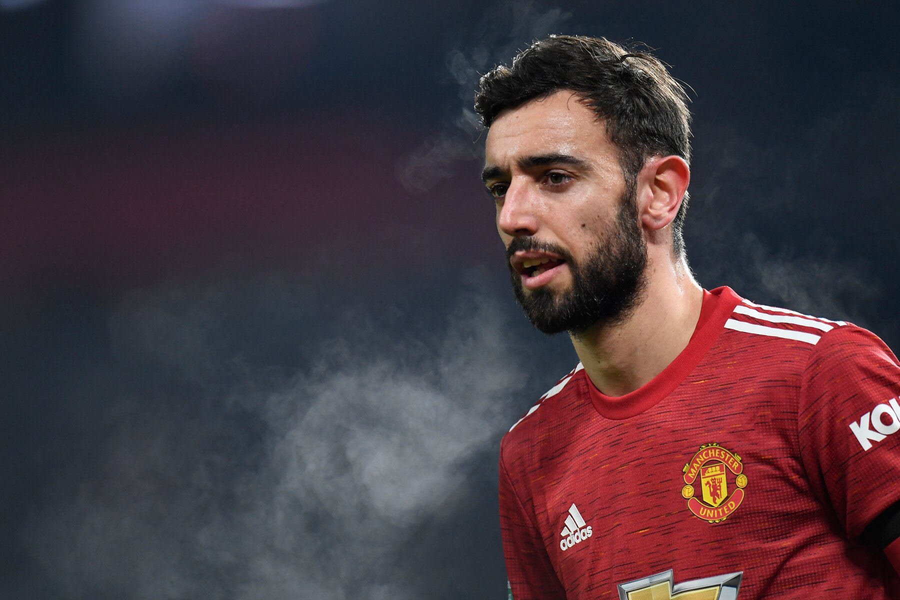 Tips Bikin Man United Kesulitan: Buat Bruno Fernandes Mati Kutu