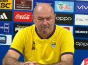 Bojan Hodak Minta Skuad Persib Jaga Emosi Saat Hadapi Persija