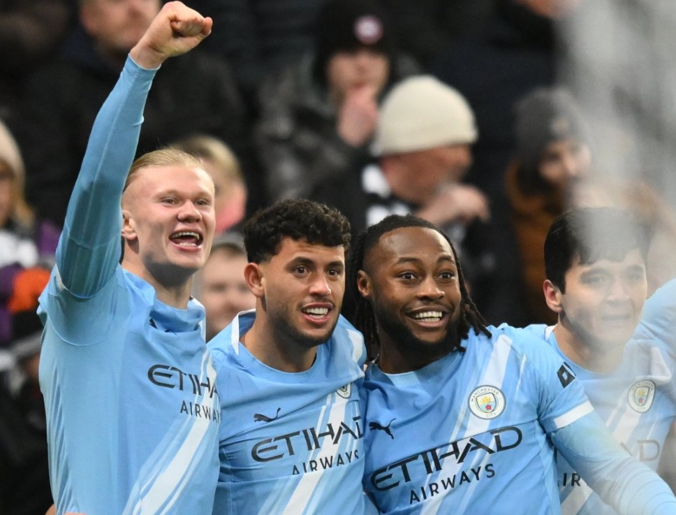 Hasil Piala Liga Inggris: Bekuk Newcastle United 2-0, Satu Kaki Manchester City di Final
