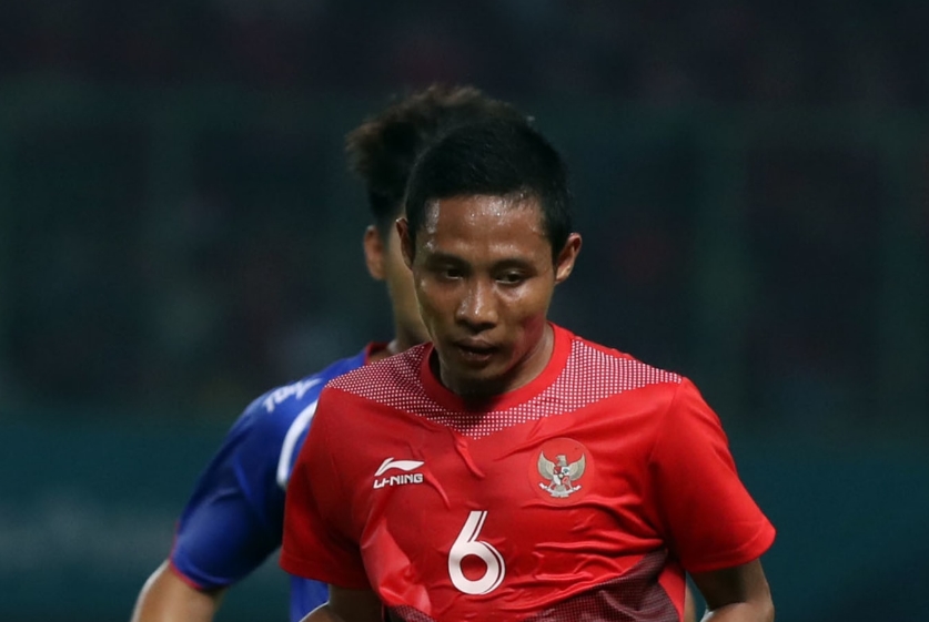 Evan Dimas dan Irfan Jaya Punya Alasan Mengapa Luis Milla Harus Dipertahankan