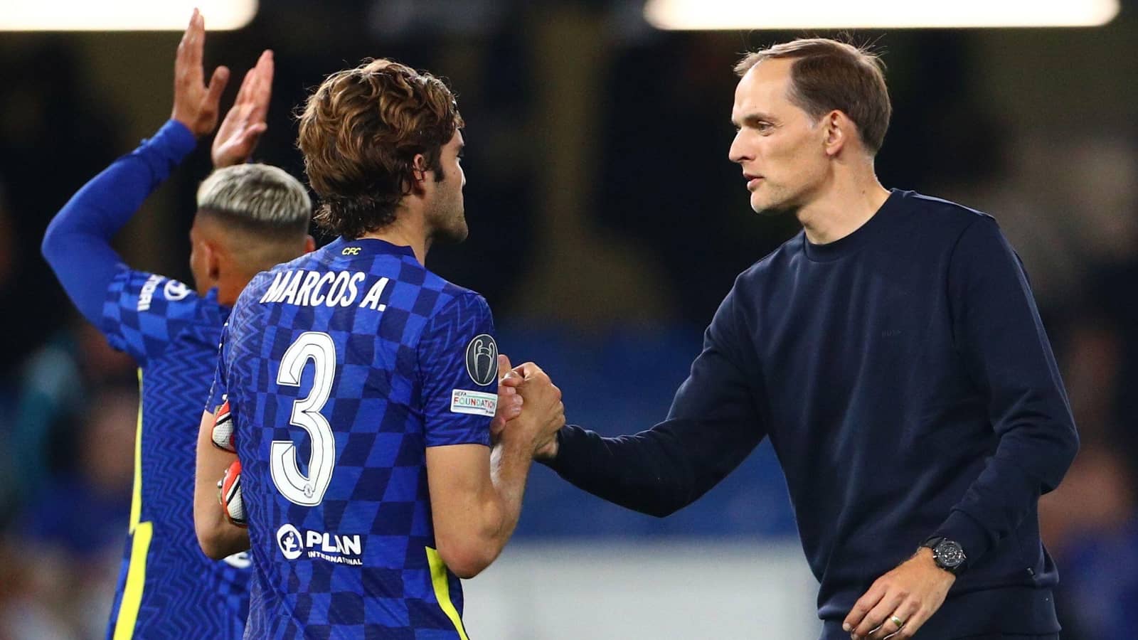 Thomas Tuchel Bekukan Status Marcos Alonso