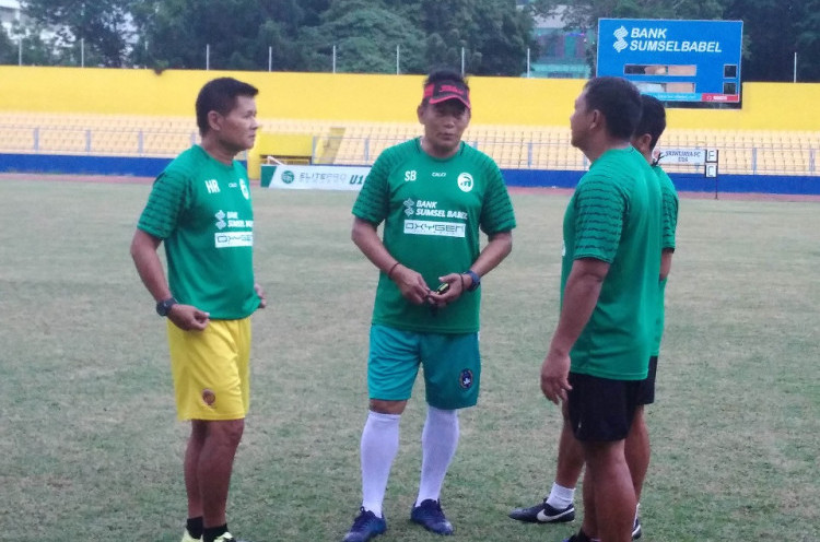 Manajemen Sriwijaya FC Copot Jabatan Subangkit sebagai Pelatih Kepala