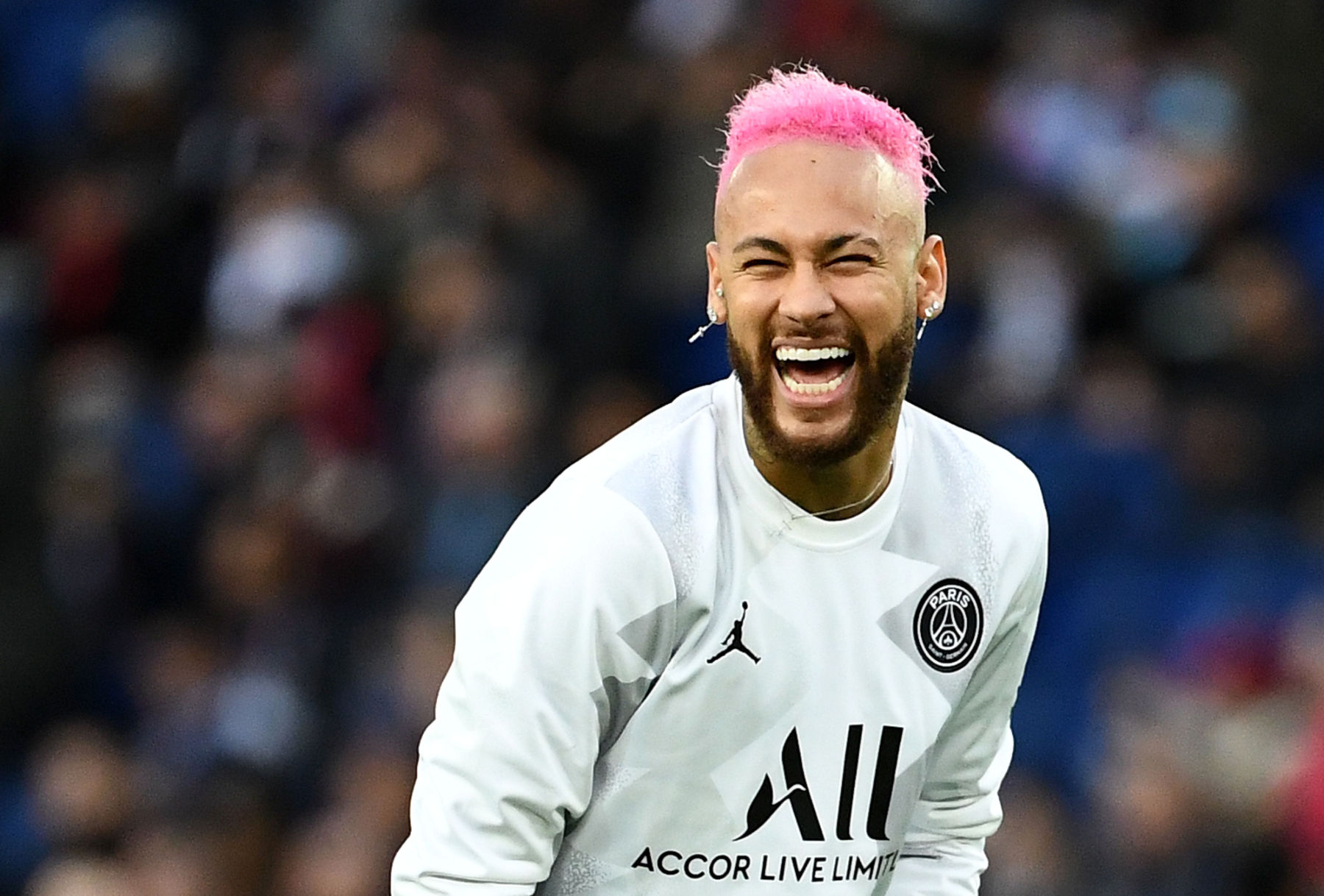 Gara-gara Duit di Masa Lalu, Peluang Neymar Kembali ke Barcelona Menipis