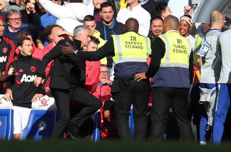 Selebrasi Gol Berakhir Ricuh di Stamford Bridge: Respon Mourinho, Kedewasaan Sarri