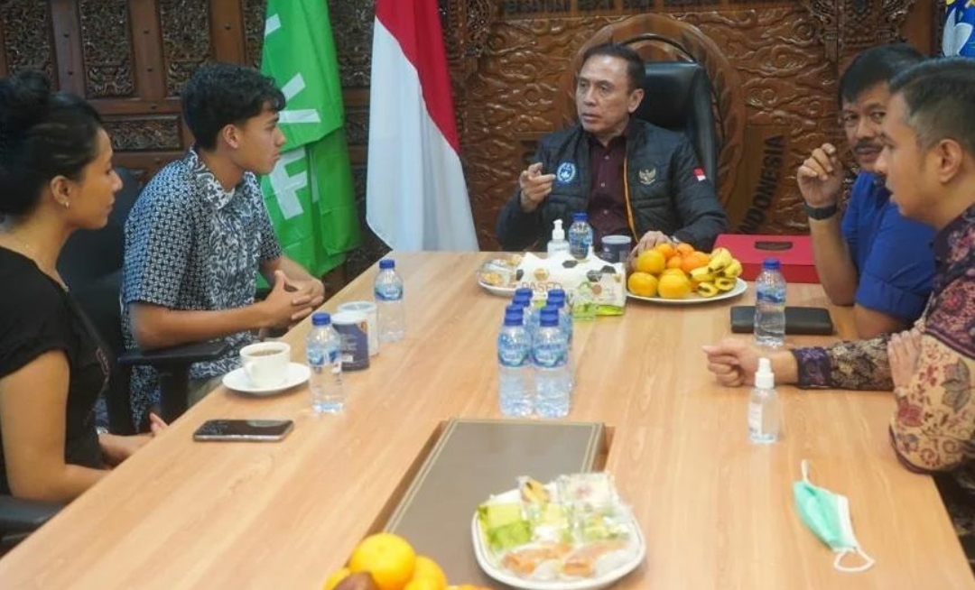 Kunjungi PSSI, Rafael Struick Sebut Indonesia Rumahnya
