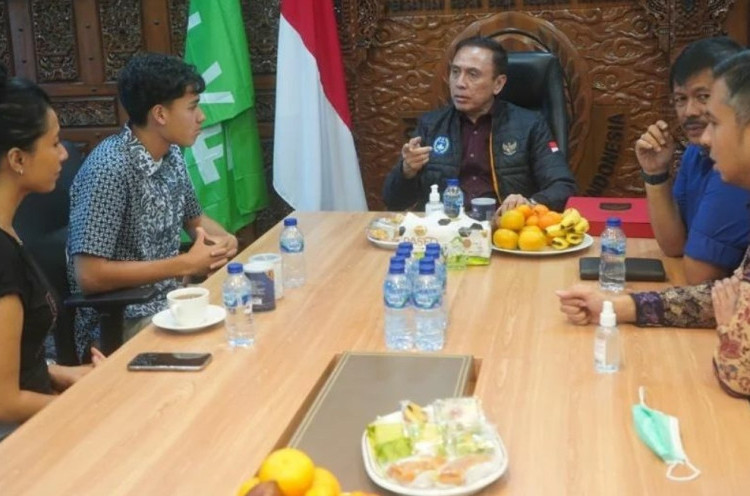 Kunjungi PSSI, Rafael Struick Sebut Indonesia Rumahnya