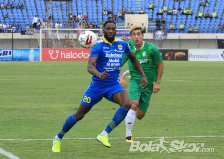 Liga 1 Terus Ditunda, Geoffrey Castillion Tidak Berpikir Tinggalkan Persib