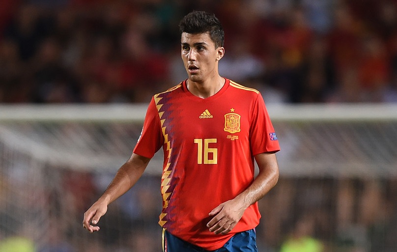 Rodri Kelak Akan Menjadi Suksesor bagi Sergio Busquets di Timnas Spanyol