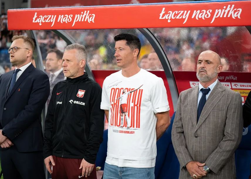 Respons Konflik Internal, Pelatih Timnas Polandia Beberkan Alasan Copot Status Kapten Robert Lewandowski