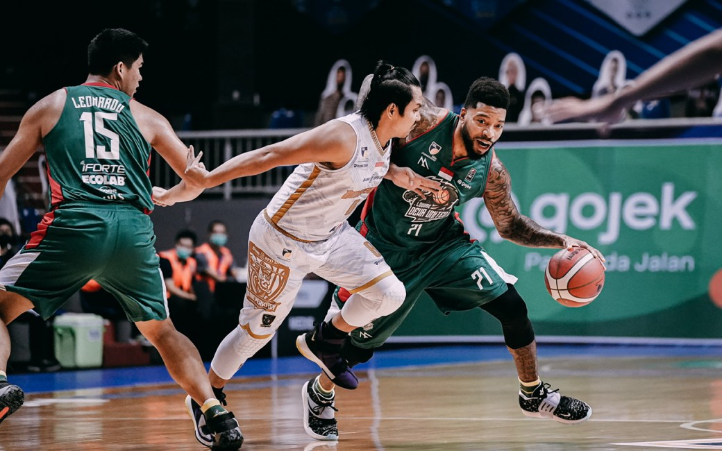 IBL Playoff: Louvre Dewa United Bangkit, Paksa Bima Perkasa Jalani Game Ketiga 