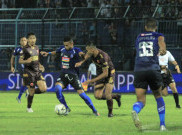 Arema FC Lega Putus Rekor Buruk Lawan PSM Makassar